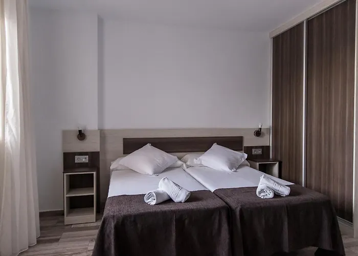Mesón Hostal La Cabaña